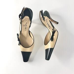 Vintage Chanel Lagerfeld Interlocking CC Mini Bow Cap Toe Slingback Pumps 36